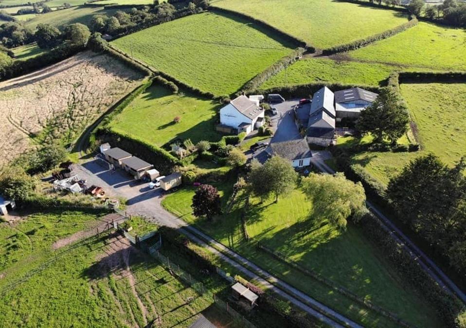 The Reindeer Retreat Buttercup Twin Hotel Kidwelly Eksteriør billede